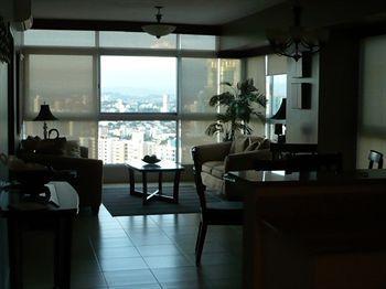 Grand Bay Tower Hotel El Farallon del Chiru Bagian luar foto